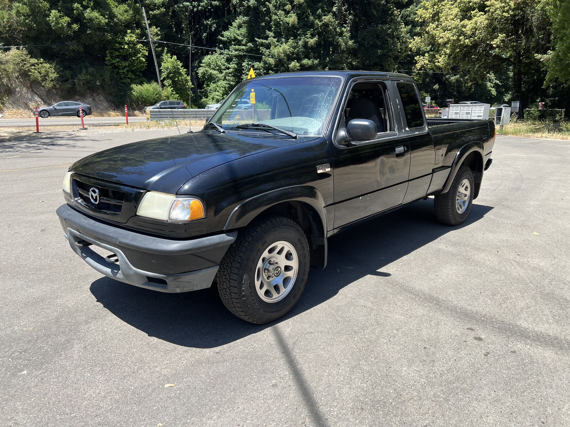 Reliable Mazda B3000 Ready To Work