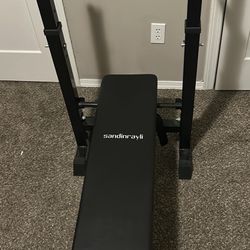 Sandinrayli Bench Press (No Bar, No Weights)