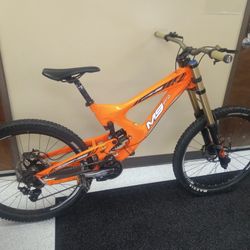Intense M9 Fro Downhill 