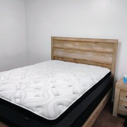 Queen Size Bed Mattress With Dresser And Side Table 