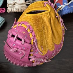 RHT Strawberry 32.5” Youth Catchers Mitt Absolutely Ridiculous