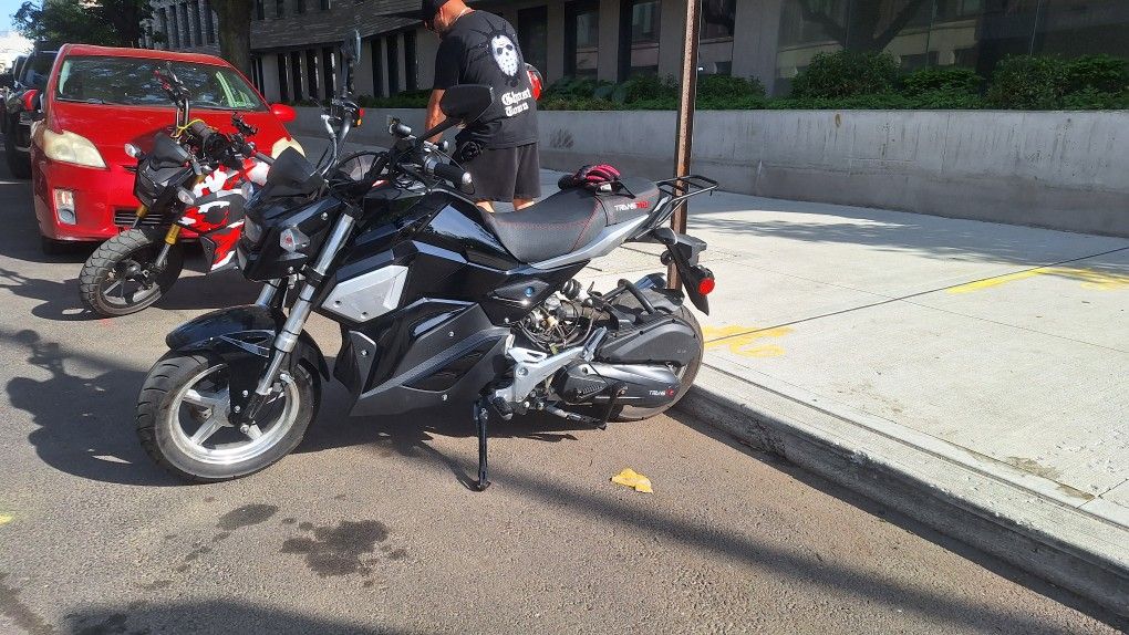Honda Grom Clone