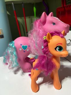 Pony toys