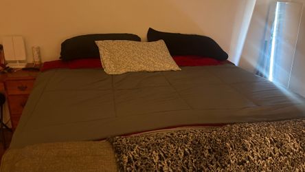 Queen Bed