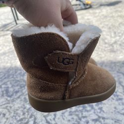 Ugg Boots - Brown - Toddler Size 4-5