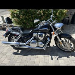 2006 Honda Vtx 1300 Low Miles 