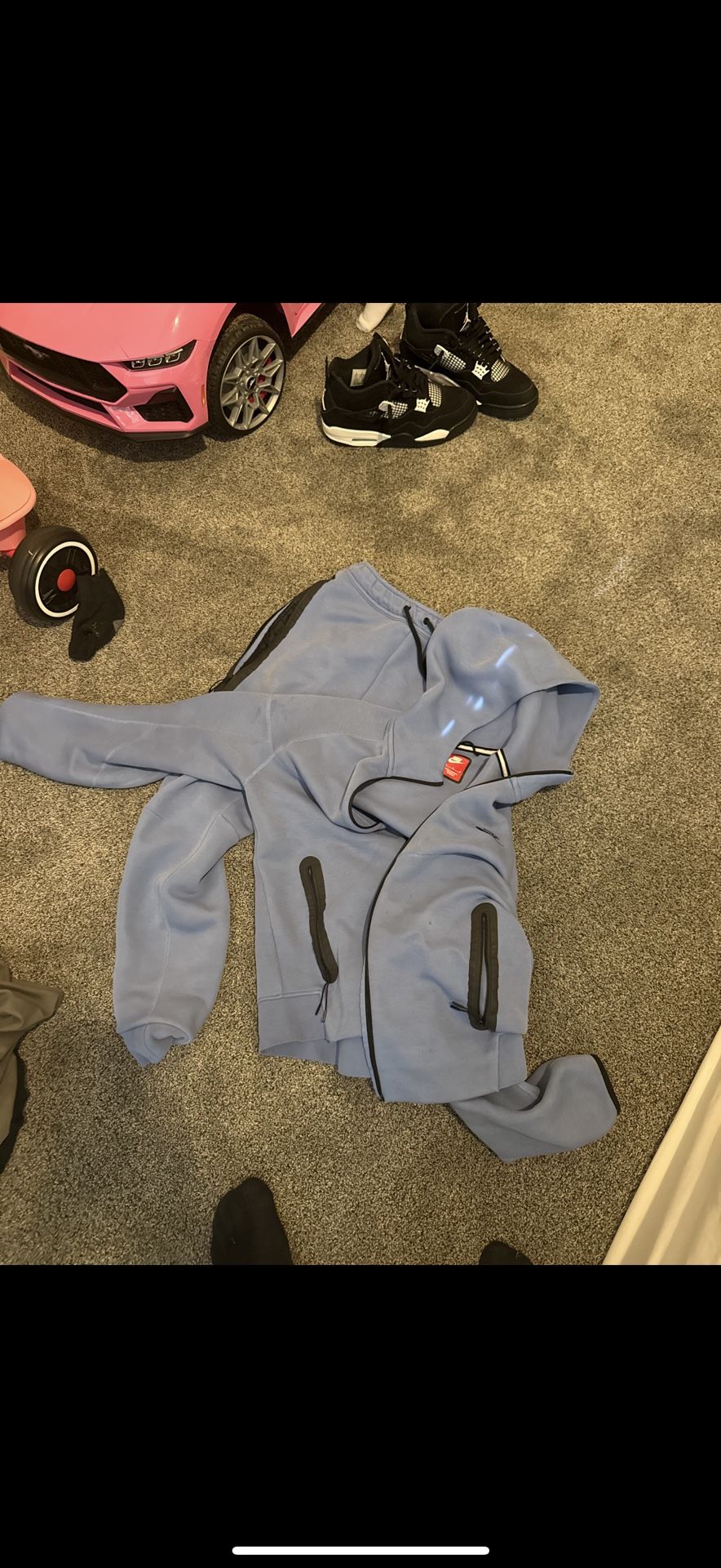 Nike Tech