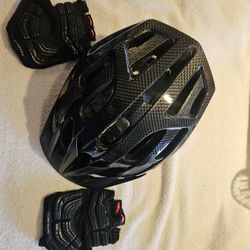 Like new- Specialized bicycle helmet
