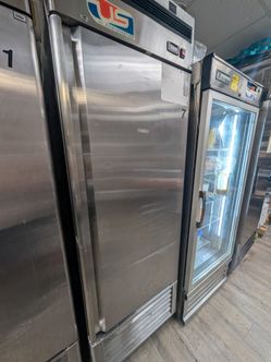 US Refrigeration 1-Door Commercial Reach-In Freezer