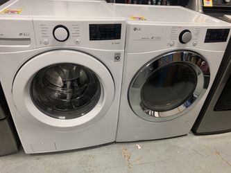 Sets washer and dryer front door starting 1100 the set are brand new