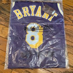 Purple lakers Kobe Bryant Mitchell and Ness Jersey