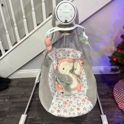 Ingenuity In lighten 5-Speed Baby Swing. Swivel Infant Seat, 5 Point Safety Harness, Nature Sounds, Lights - Nally Owl