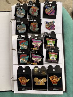 Disney Pin Collection / Trading Pin Lot 🎡🏰✨
