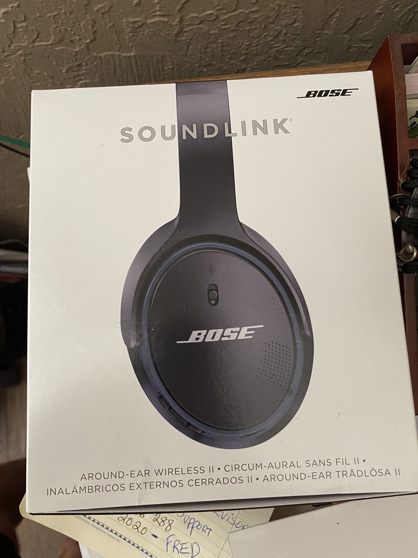 Bose SoundLink Around Ear Wireless (Bluetooth) Headphones II - Black ***NEW*** 