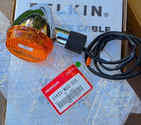 Honda Genuine Turn Signal 33650-MEG-305