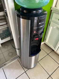 Glacier Bay Water Dispenser
