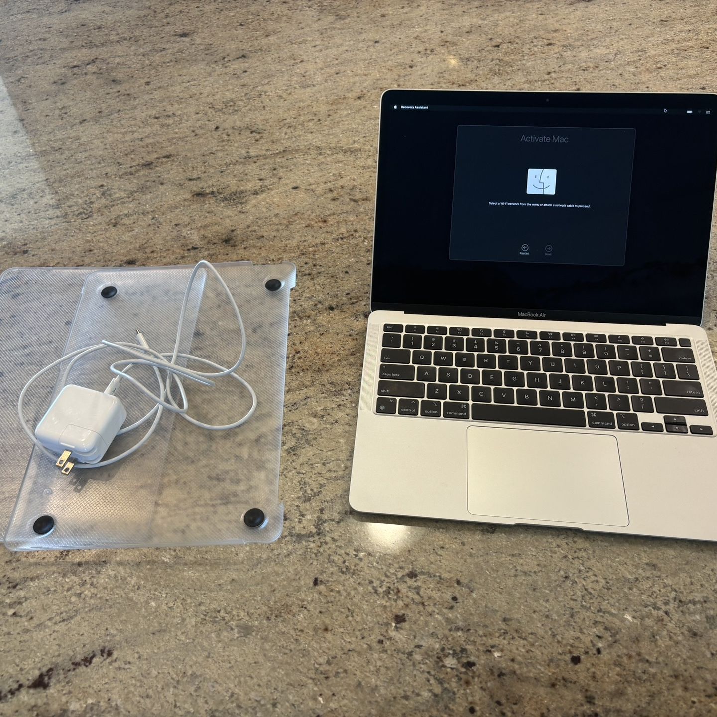 MacBook Air M1 silver 13”