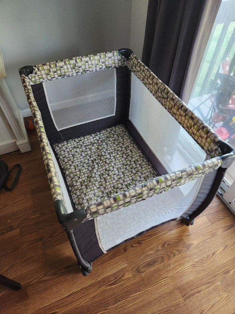 Playpen