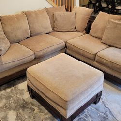 Couch Set With Sectionals  
