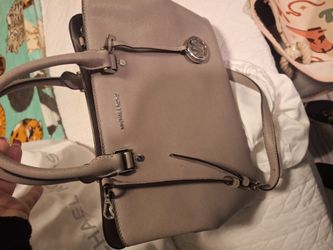 Michael Kors Purse Gently Used