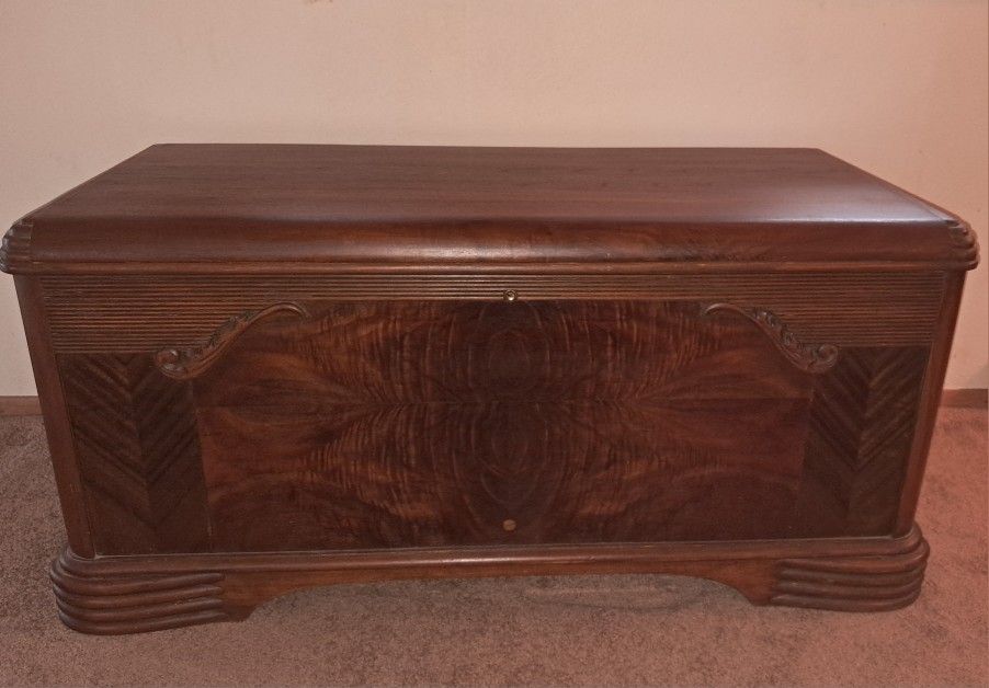 Continental Cedar Chest