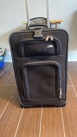 Samsonite Medallion Carry on