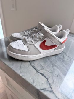 Nike Low Top Sneakers Boys Size 3