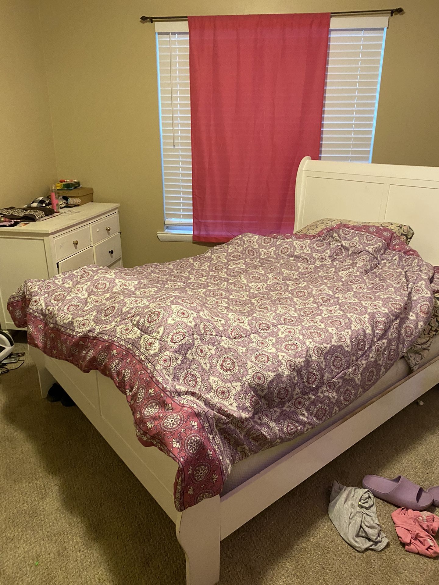 Girls Twin Bed Set