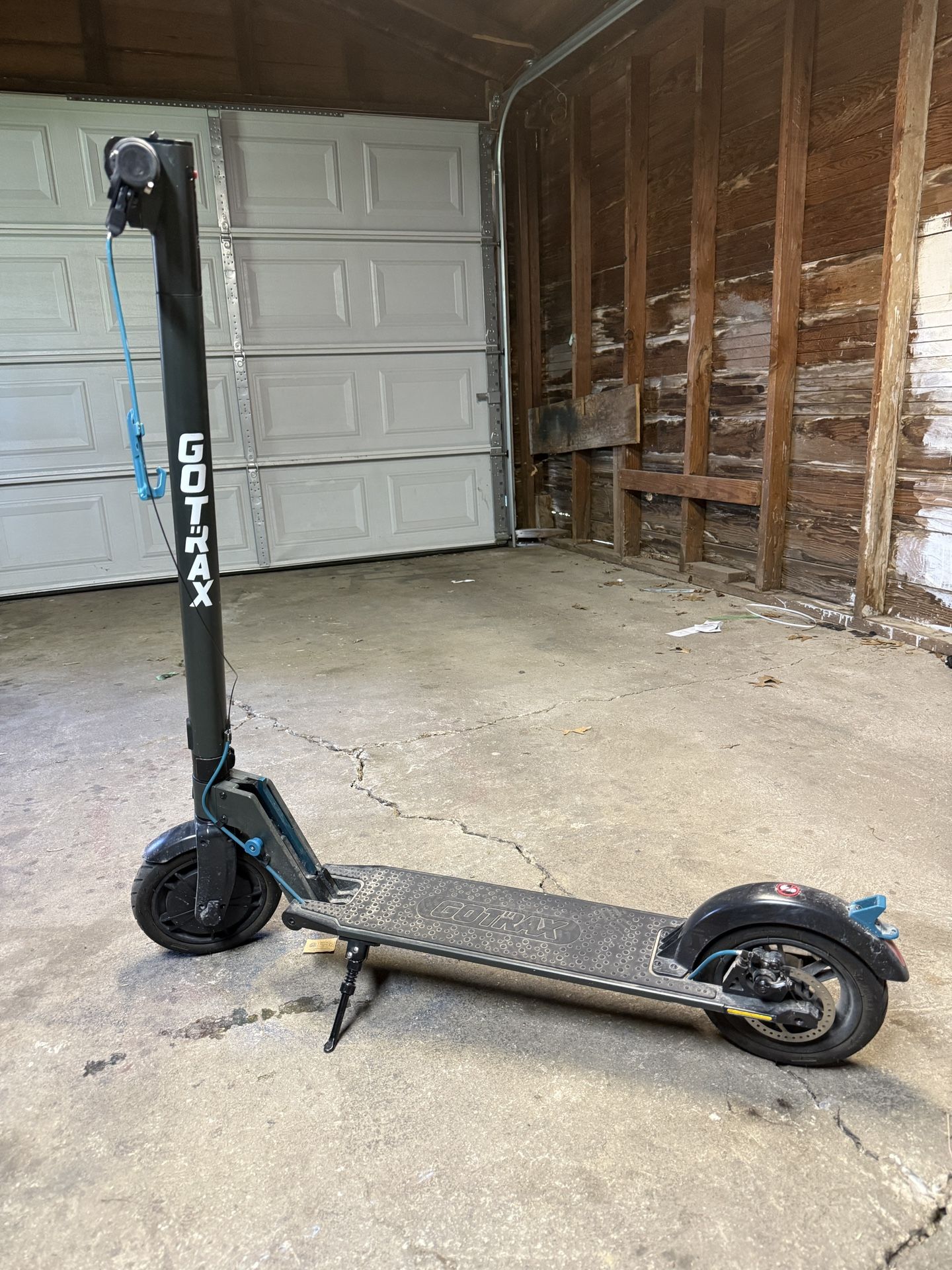 2020 GoTrax Rival Electric Scooter