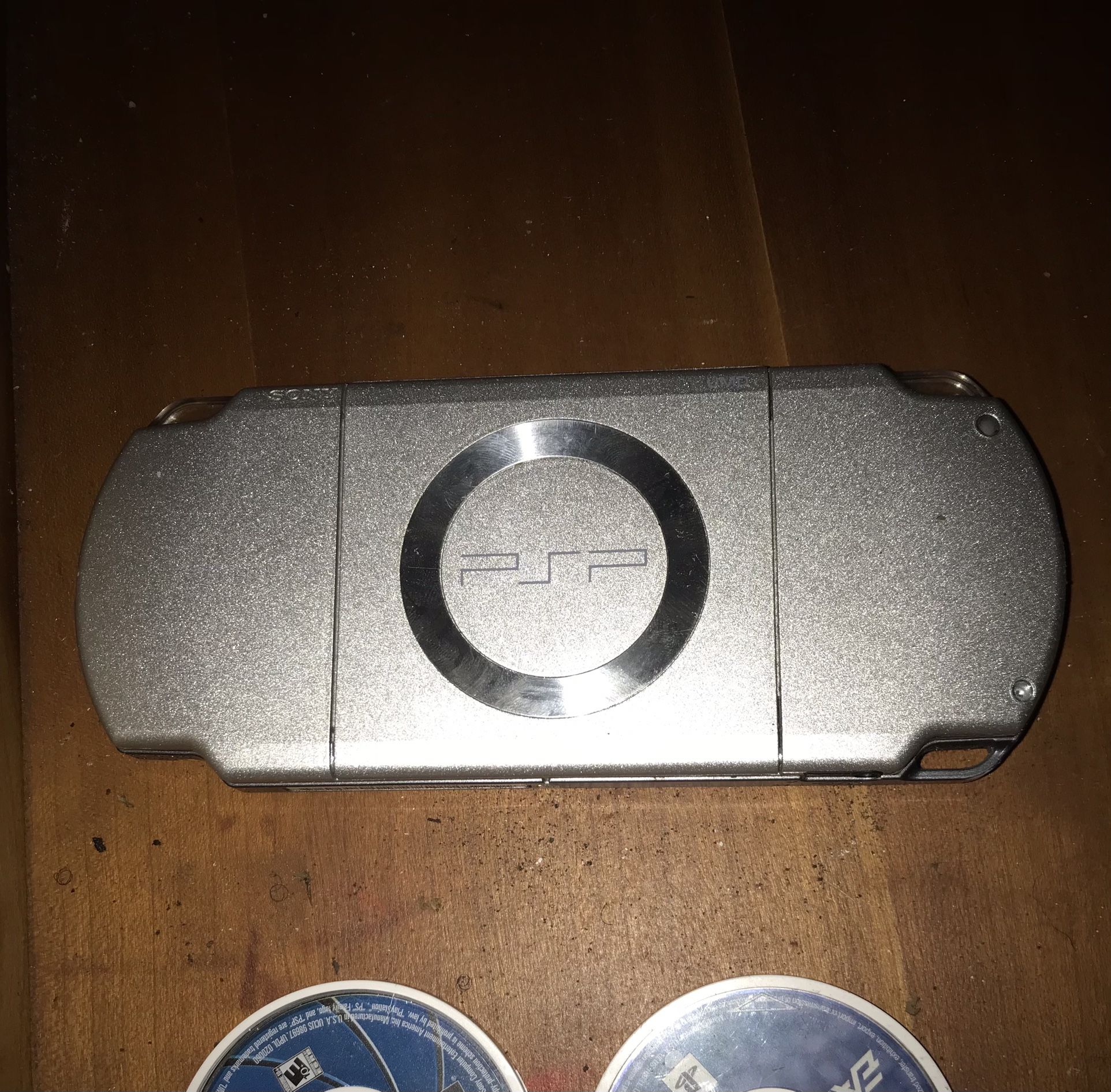 PSP 2001 w/ Ratchet & Clank, Sims 2 Games