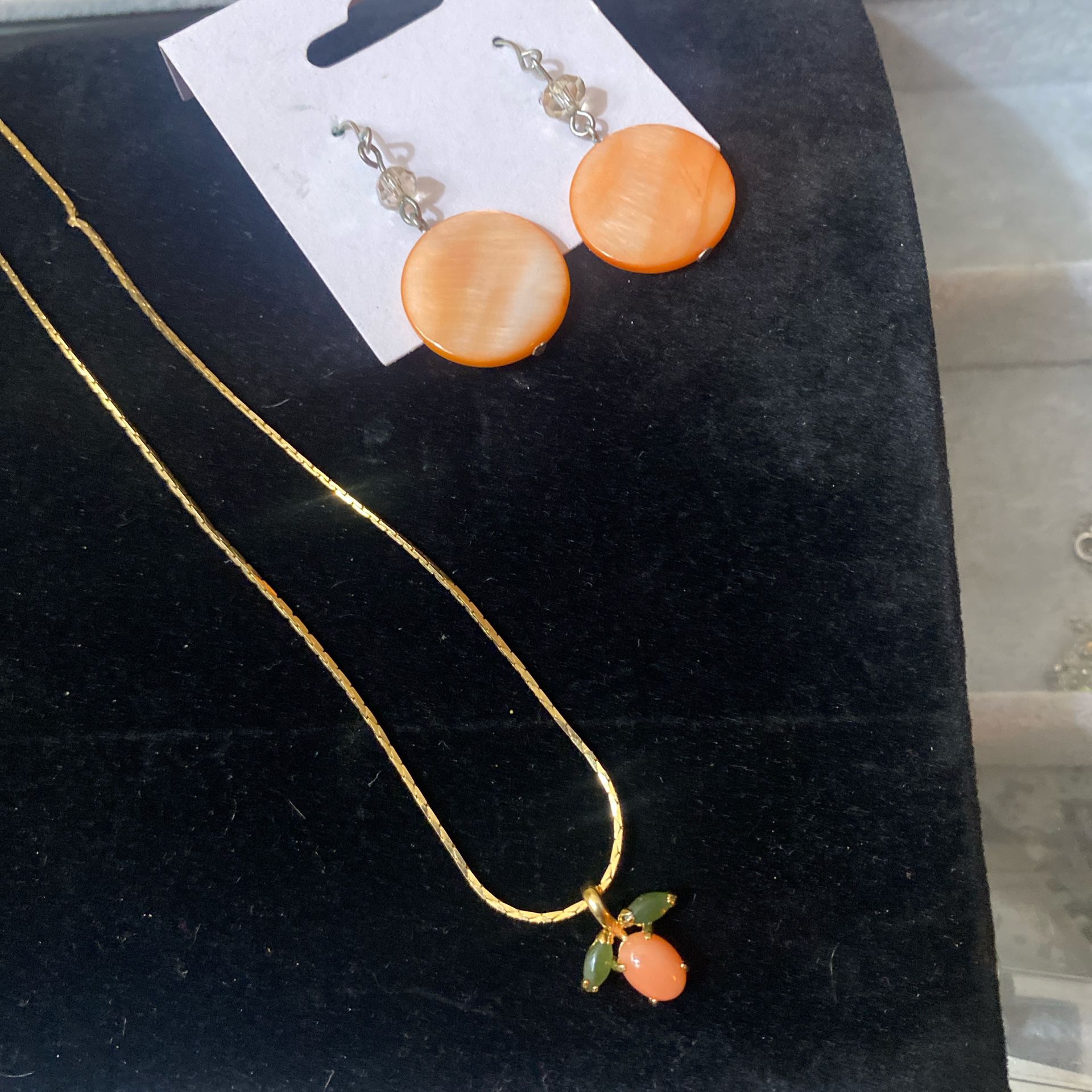 Gold Tone Necklace With Peach Pendant & Earrings Set