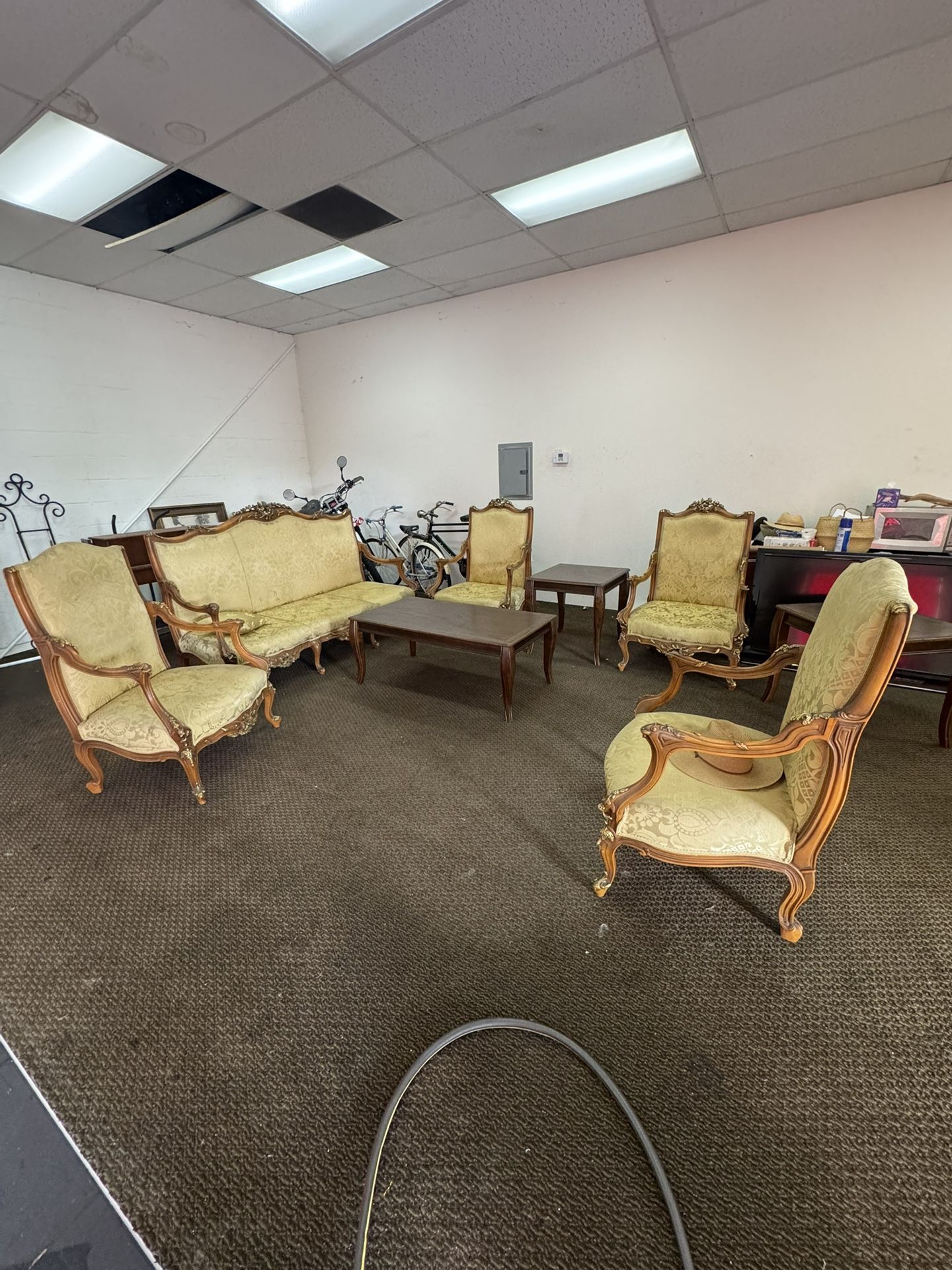 Antiques Sofa Set Chairs And Table .