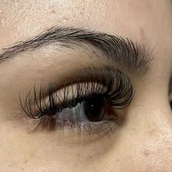 Lash Tech