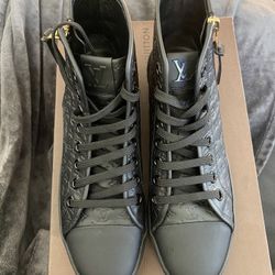 LOUIS VUITTON WOMAN BLACK MONOGRAM EMPREINTE LEATHER HIGH TOP SNEAKERS 37.5/7.5