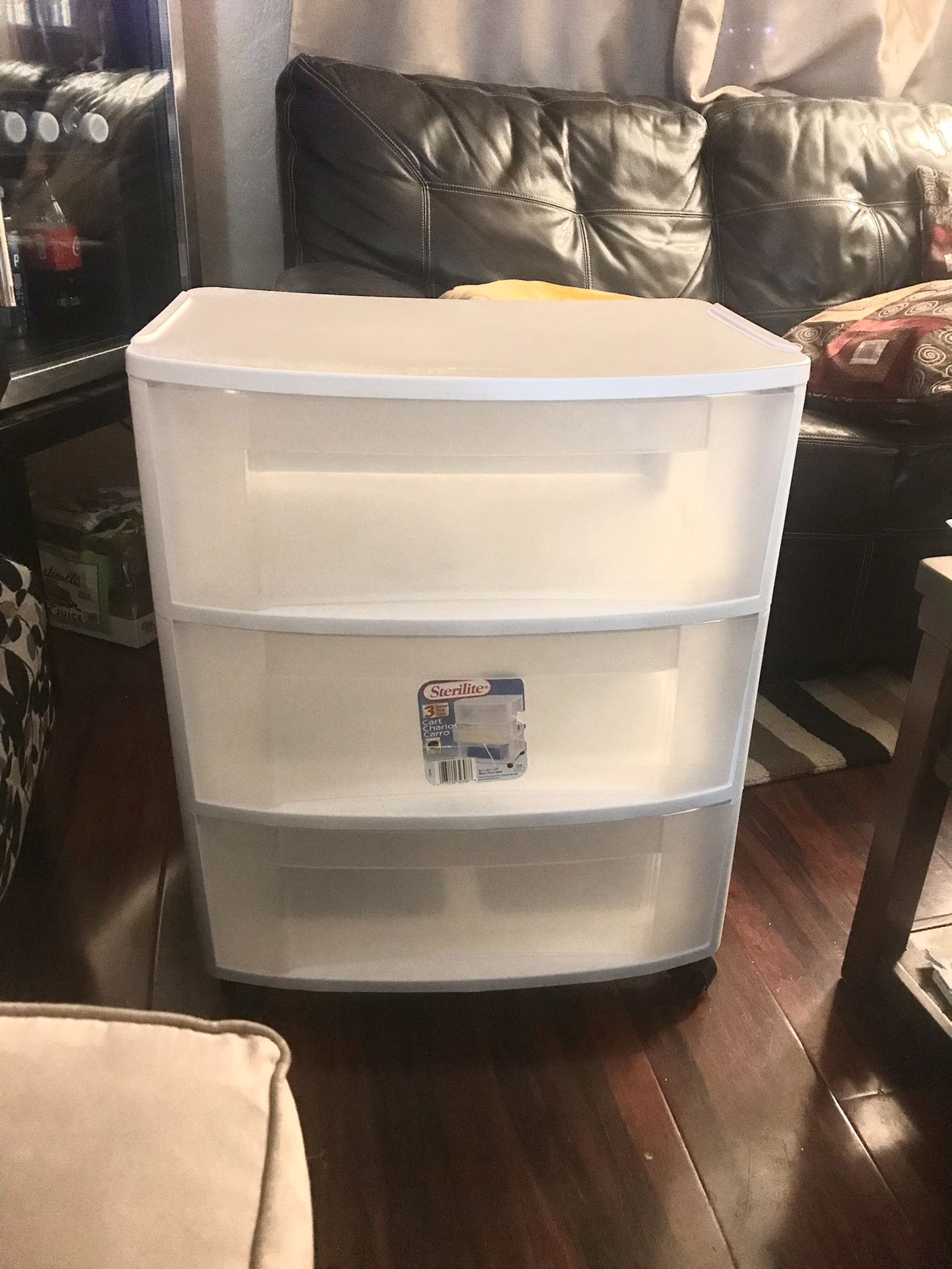 Large Plastic Storage Drawers With Wheels. Pick up in Van Nuys CA