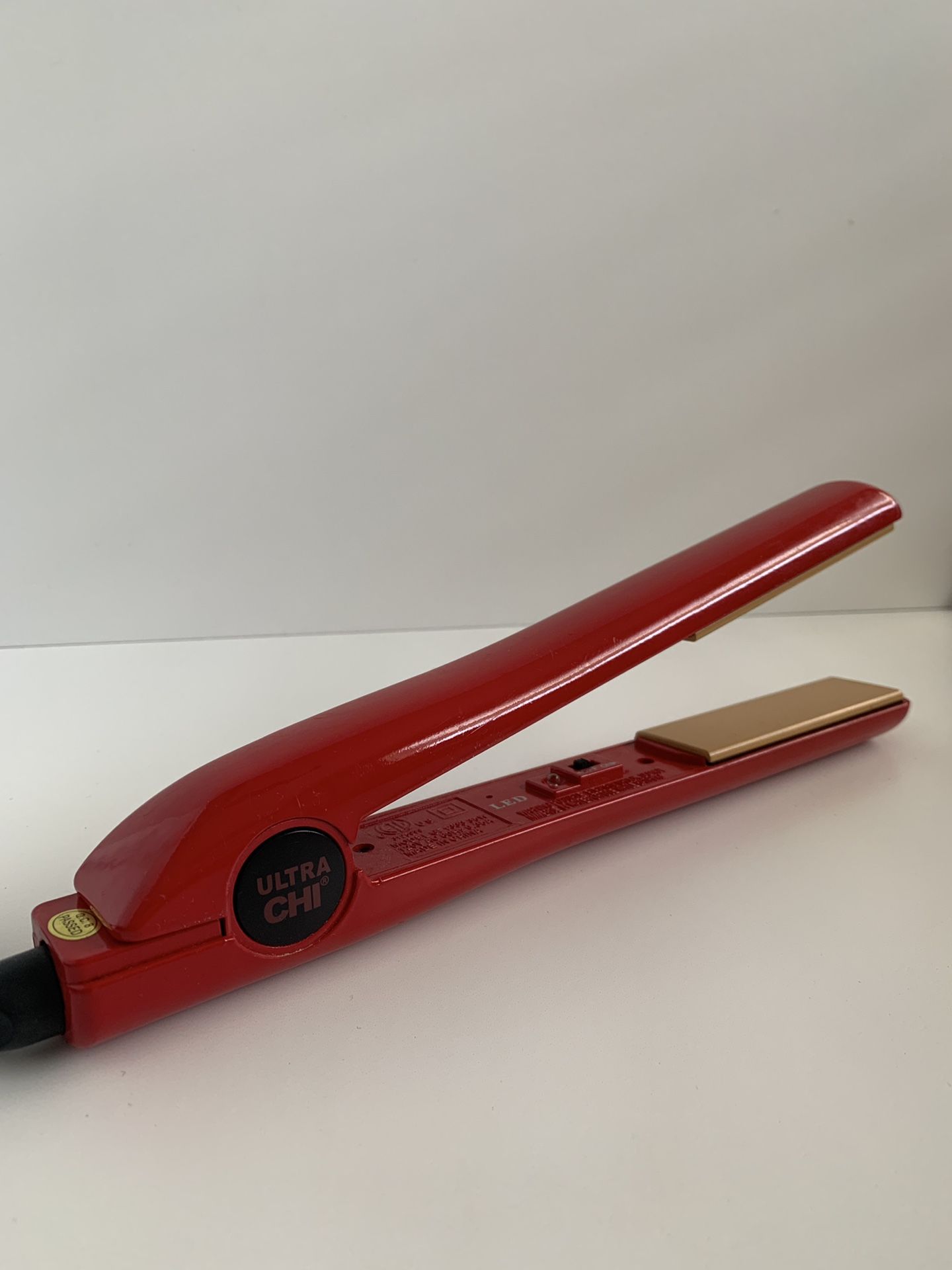 Ultra CHI Red Ceramic 1'' Hair-Styling Flat Iron Straightener