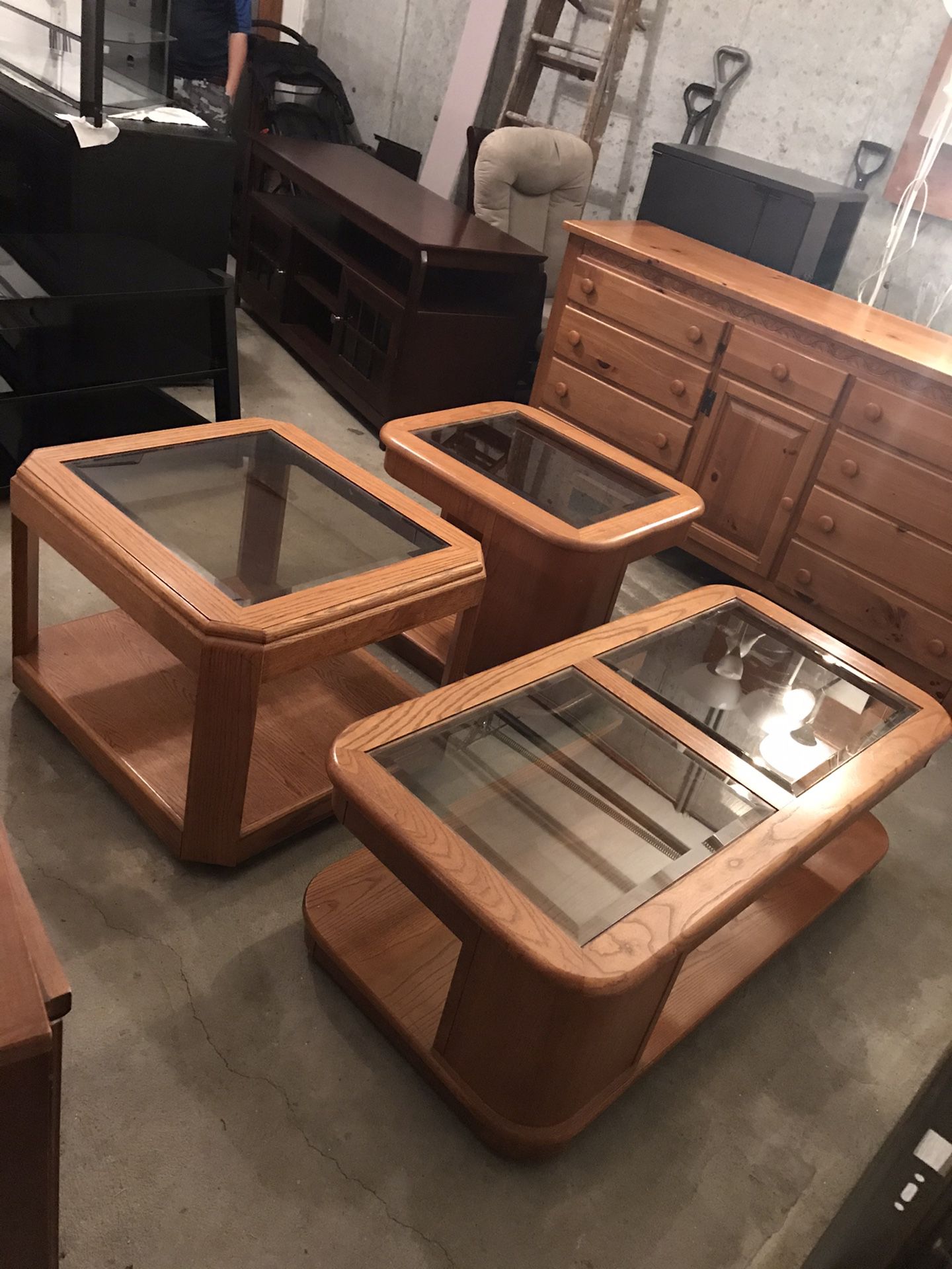 Coffee table and 2 end /side tables