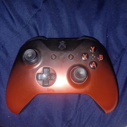 Xbox controller (missing back and grip)