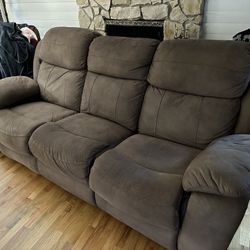 Free - Power Reclining Sofa