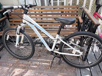 Specialized Hotrock Mountain Bike