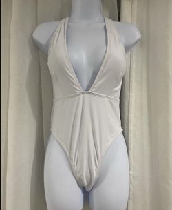 New Womens 2Piece Swimsuit Size 6
