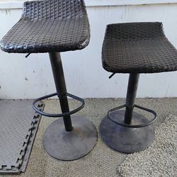 Bar Stools 
