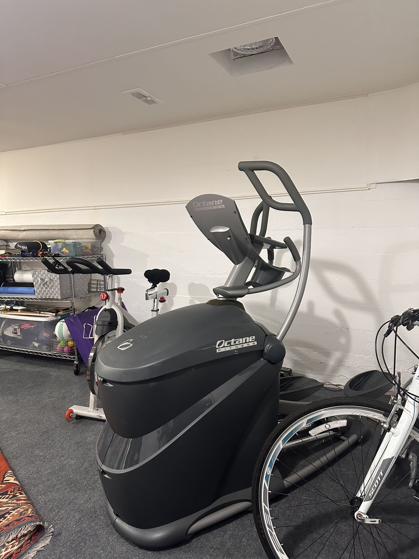 Octane elliptical Q37 FREE