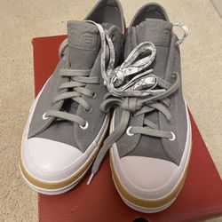 Mens Rare Converse Size 10 