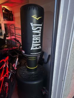 Punching Bag/Kickboxing