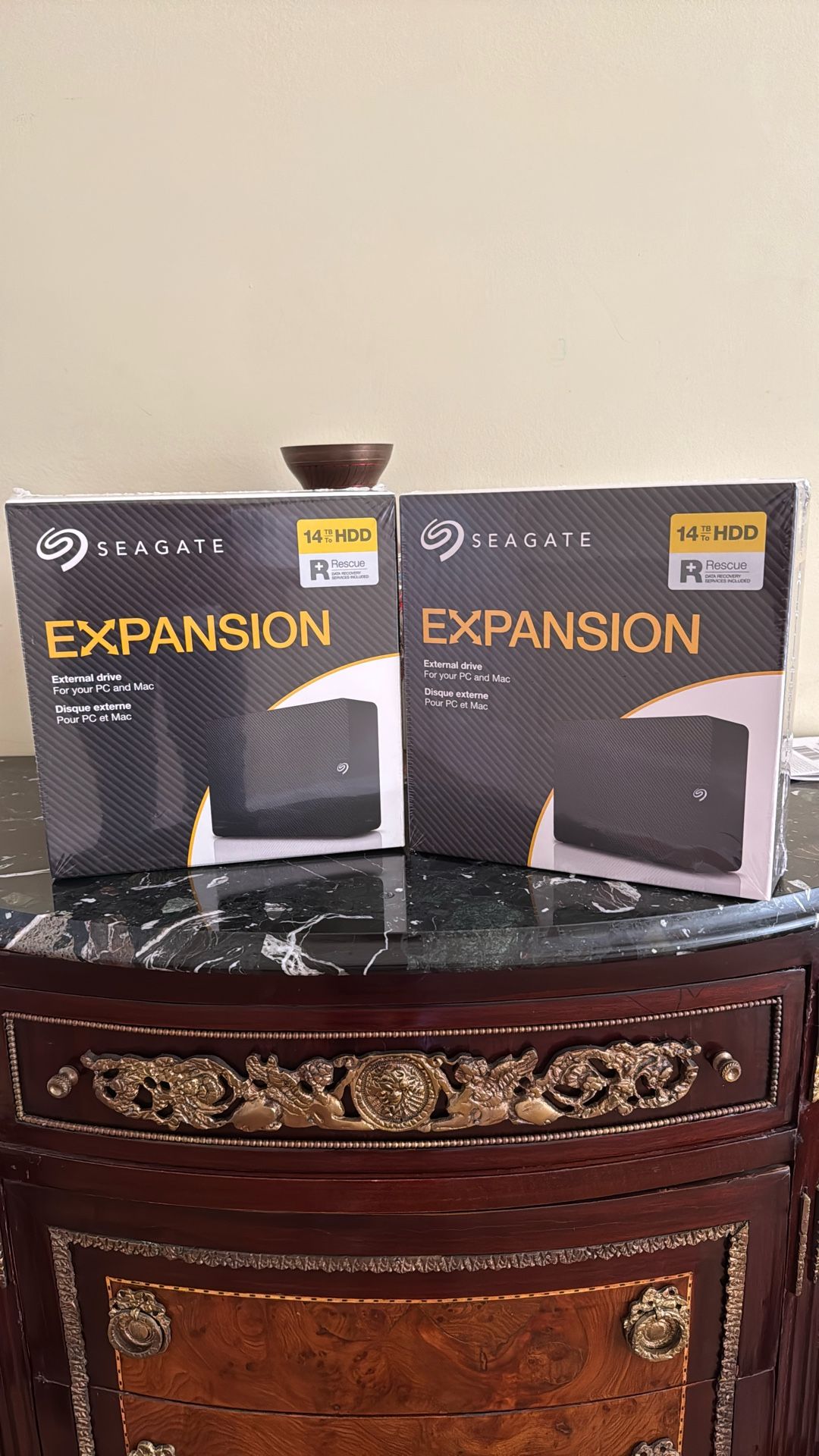 Seagate Expansion 14 TB Hard Drive