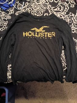 Hollister shirt