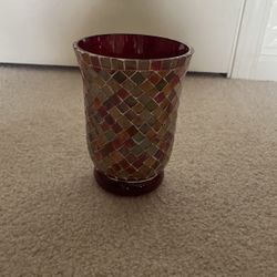 VASE OR CANDLE HOLDER 