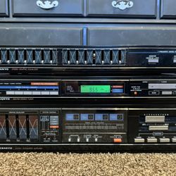 Sanyo Vintage 3pc. Stereo Amplifier,  Radio Tuner & Graphic Equalizer 