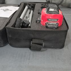 Weioow 360 Degree Laser Leveling / Leveler System Stand In Great Condition 